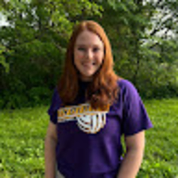 Meet your Posher, Liz - Picture 1 of 1